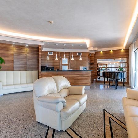 Hotel Villa Doimo Ліньяно-Сабб'ядоро Екстер'єр фото