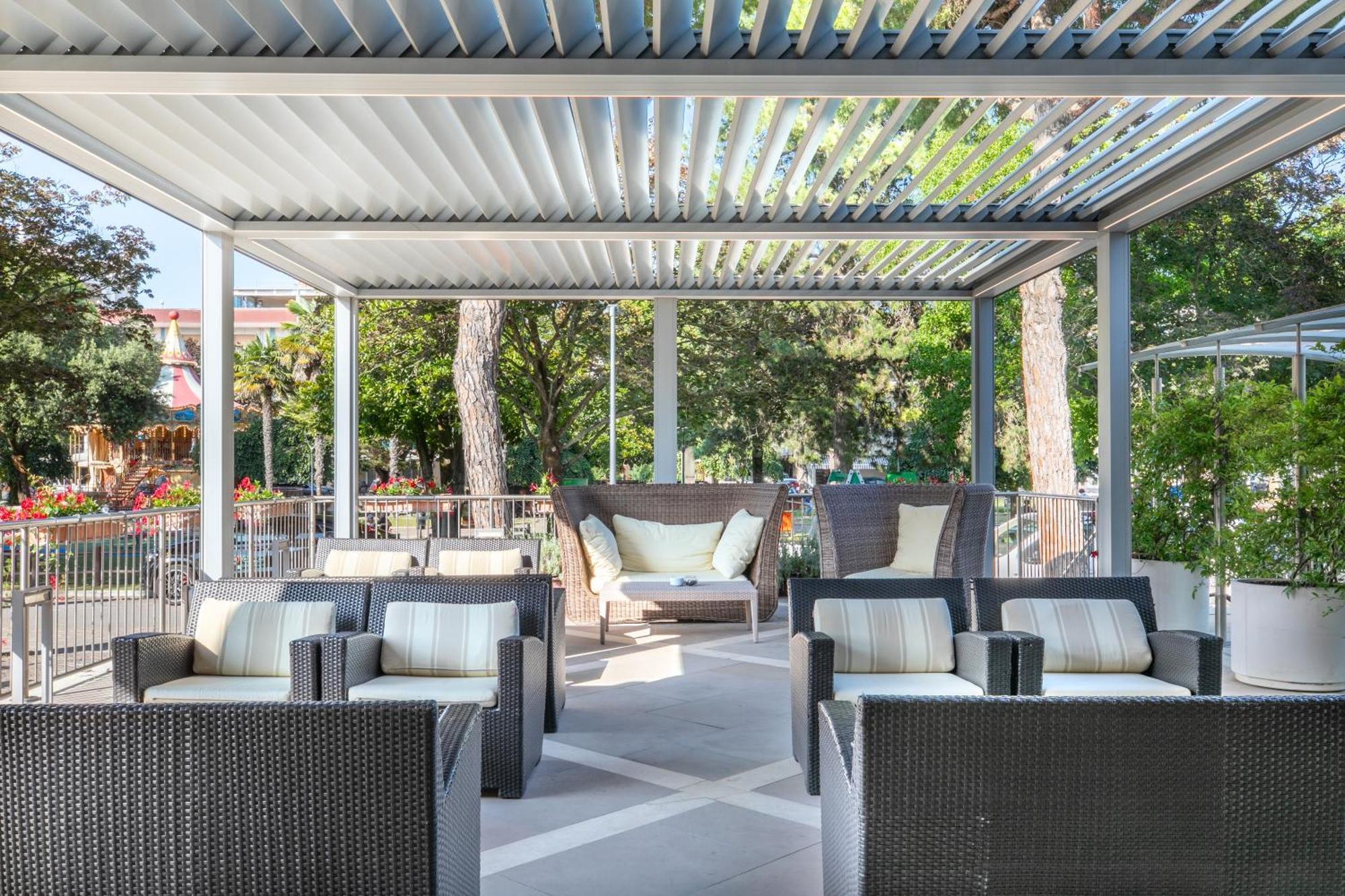 Hotel Villa Doimo Ліньяно-Сабб'ядоро Екстер'єр фото